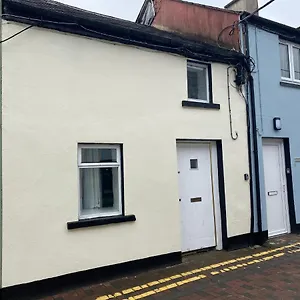  Apartment 2 Bed Townhouse Eyre Square Centre Ireland